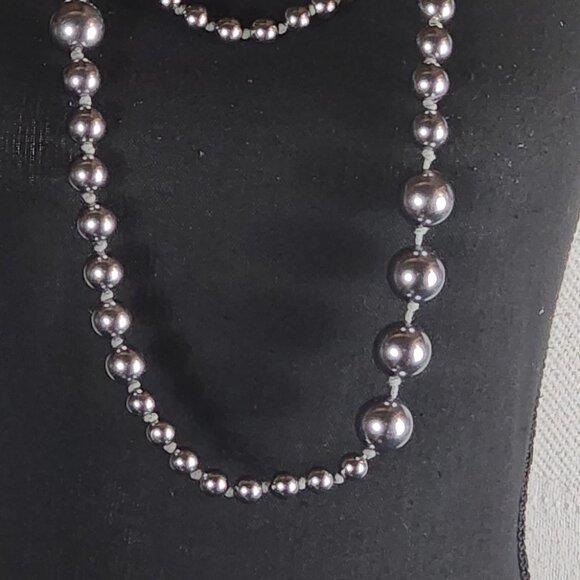 Chicos Chunky Grey Silver Tone Metal Graduated Bead Link Long 64"-68.5" Necklace - Picture 5 of 16